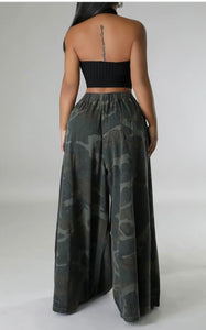 Camo Wide Pants